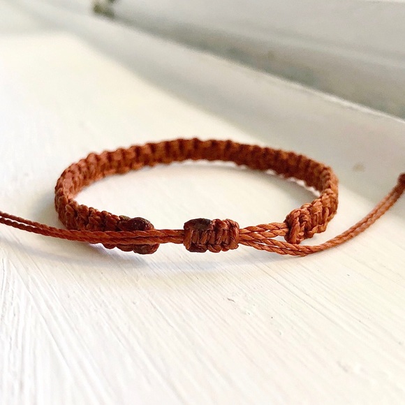 Old Copper Square-knot Macrame Bracelet - Picture 3 of 3